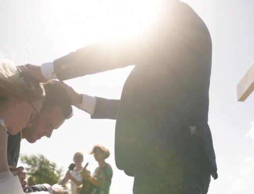 bruiloftsdienst in de open lucht